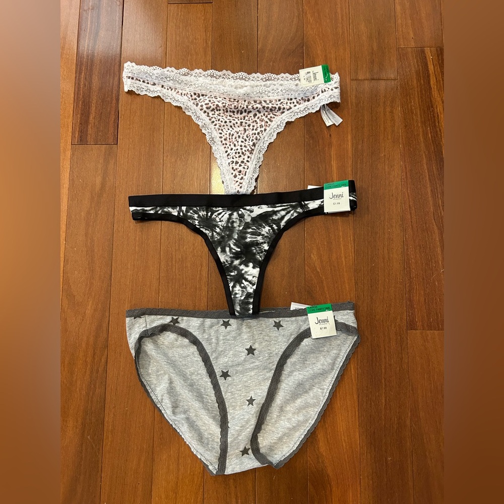 Jenni underwear set. Two thong and one bikini size XL